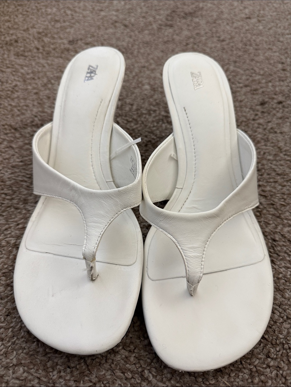 Zara White Leather Thong Slide Sandals